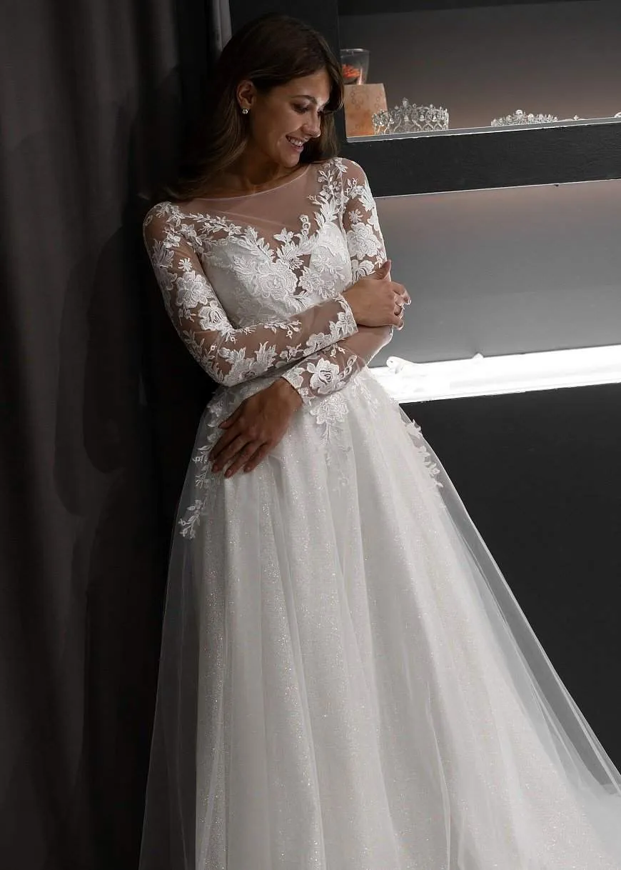 A-line Wedding Dress Ivanel with Lace Sleeves