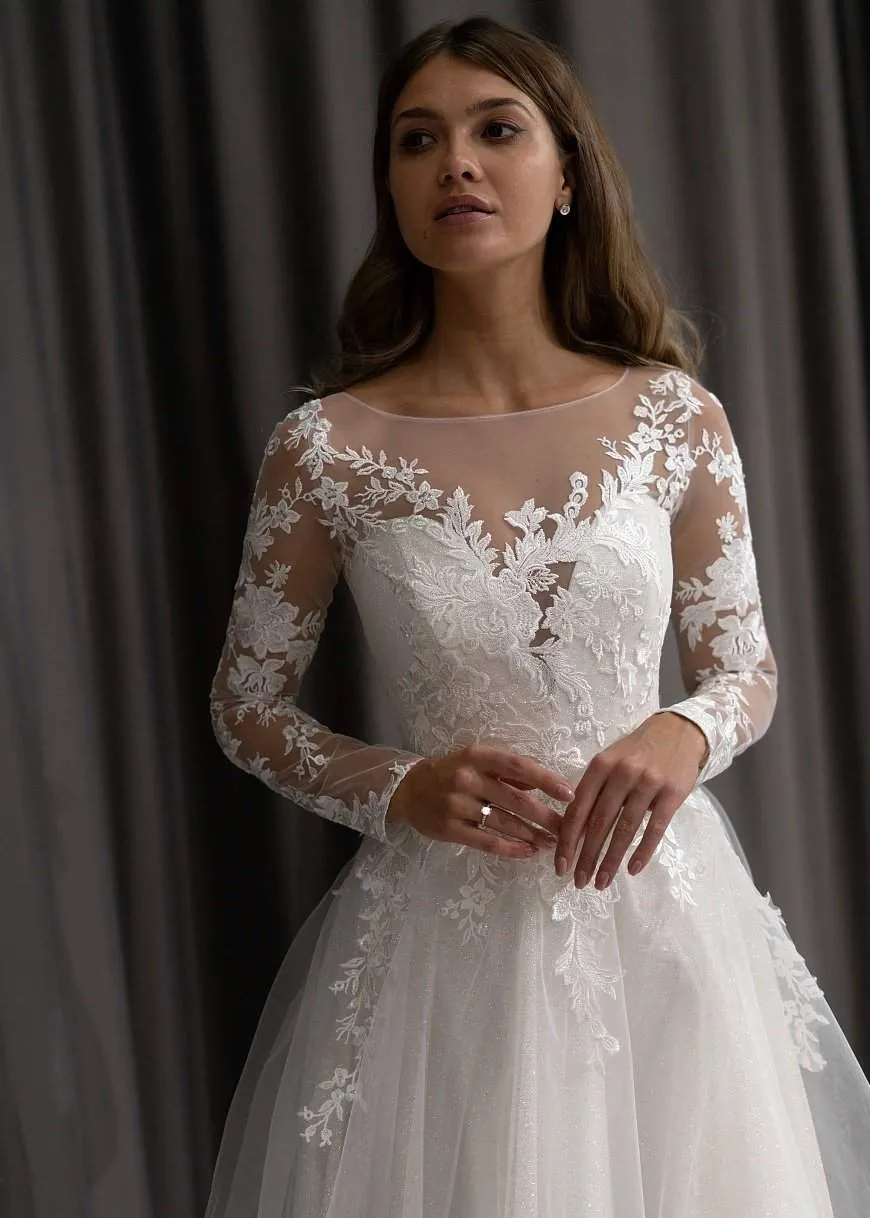 A-line Wedding Dress Ivanel with Lace Sleeves