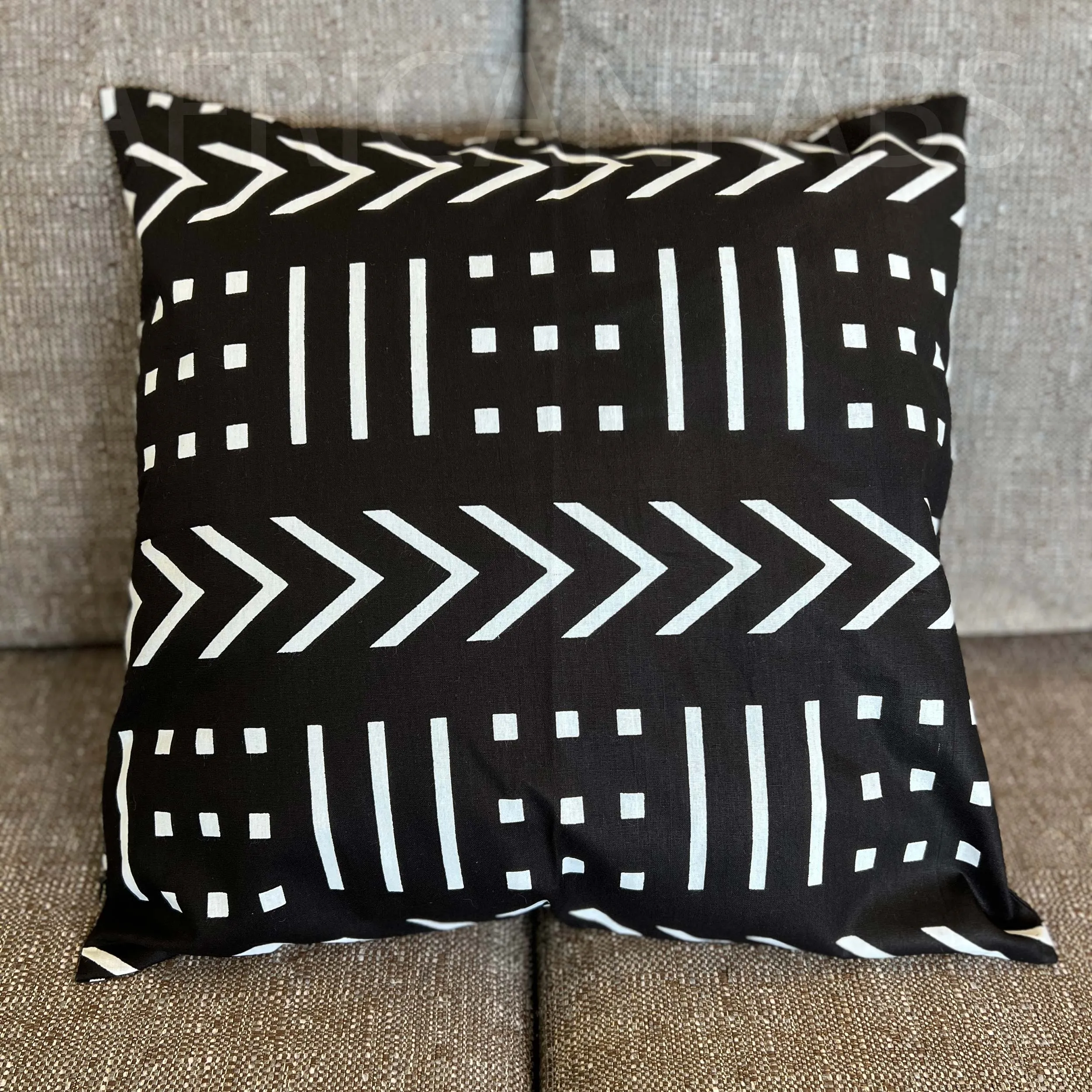 African pillow cover | Black Bogolan / Mud cloth - Decorative pillow 45x45cm - 100% Cotton