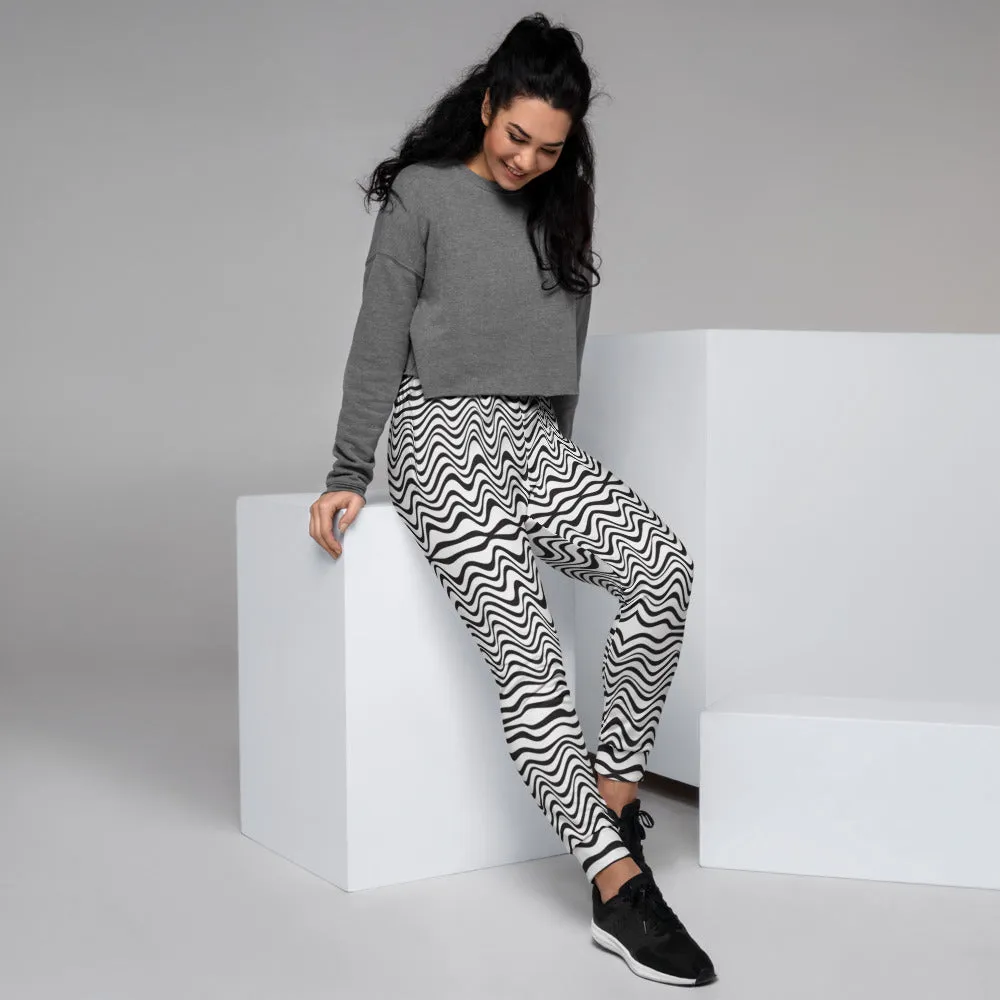 Black Wavy Designer Women's Joggers, White Abstract Ladies' Sweatpants-Made in EU/MX