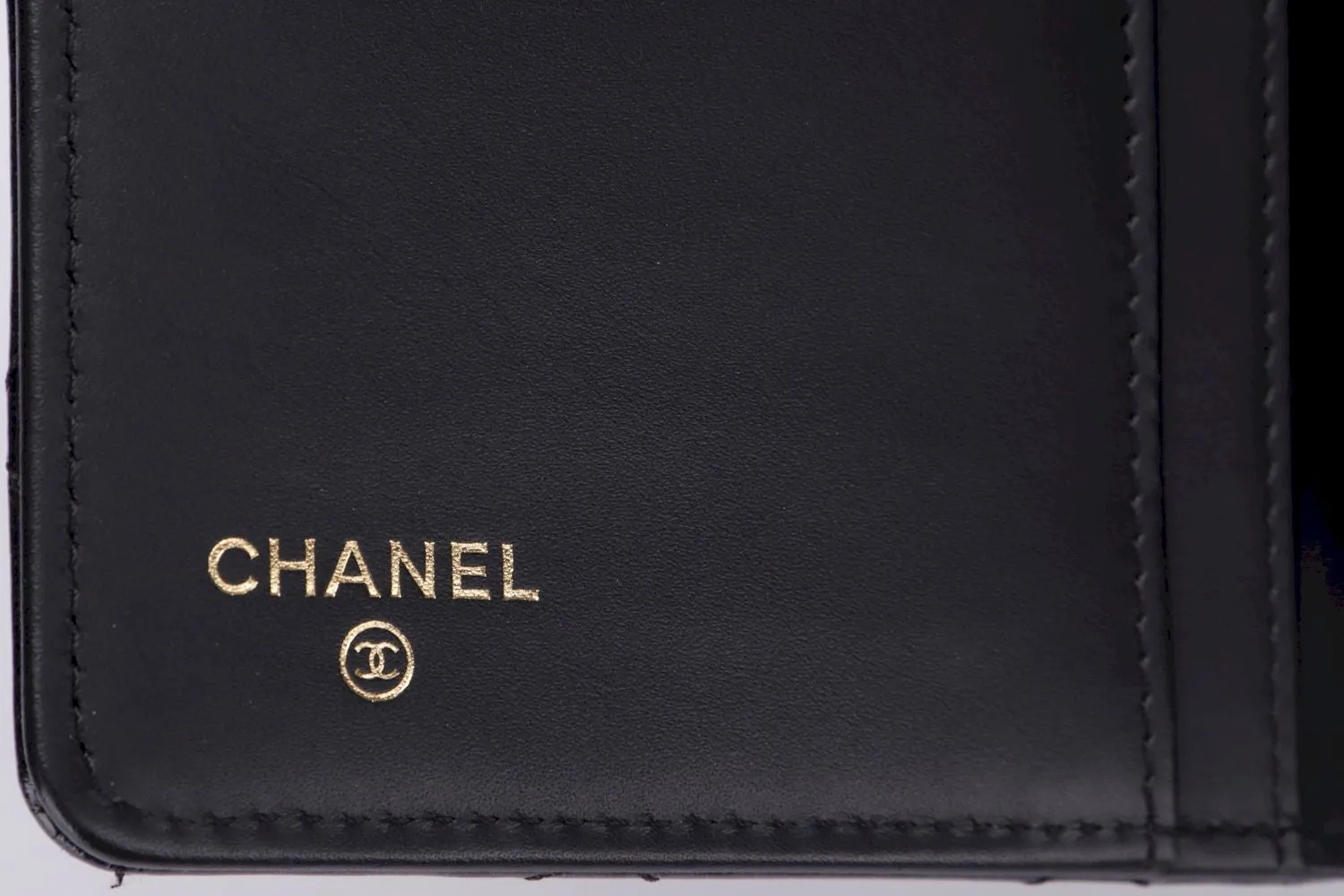 Chanel Reissue Distressed Long Bifold Wallet (2053xxxx), Black Color Leather, Gold Hardware, with Dust Cover & Box