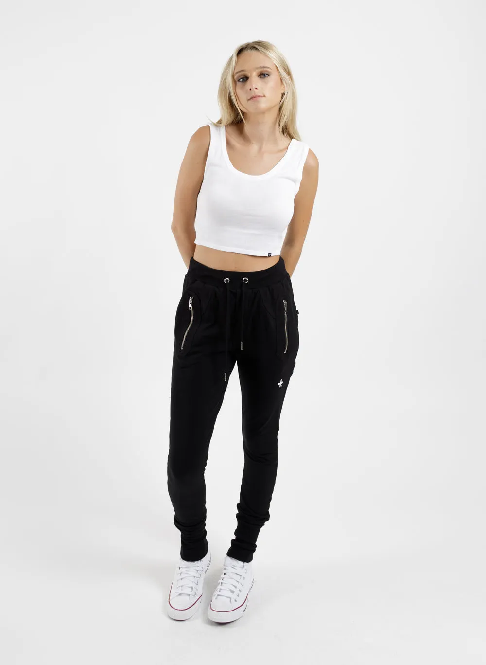 Escape Trackies - Plus dot 2.0