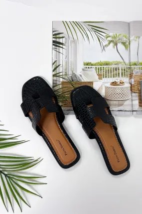 Lakeshore Sandal in Black