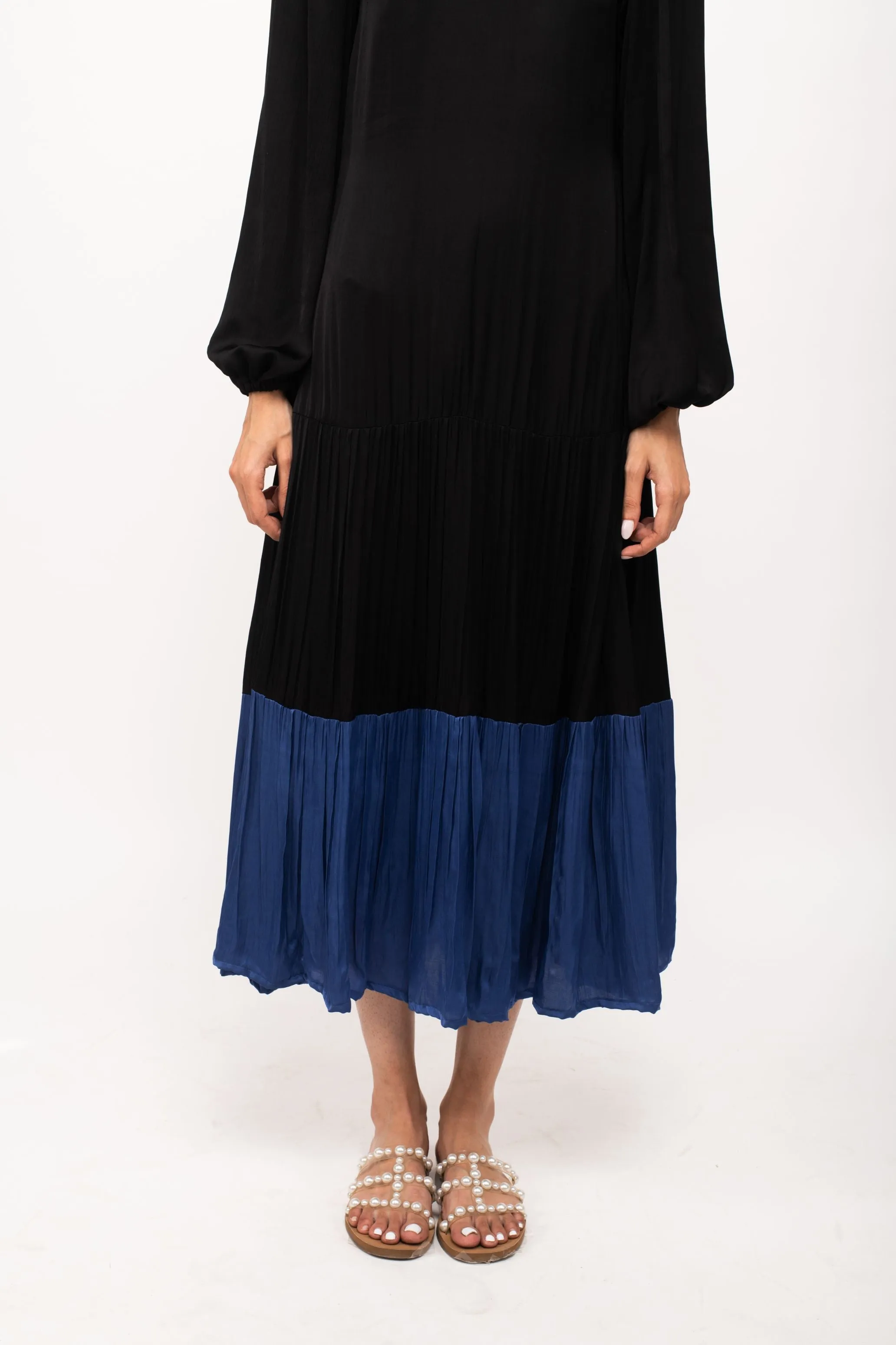 Maxi Dress with Full Sleeves