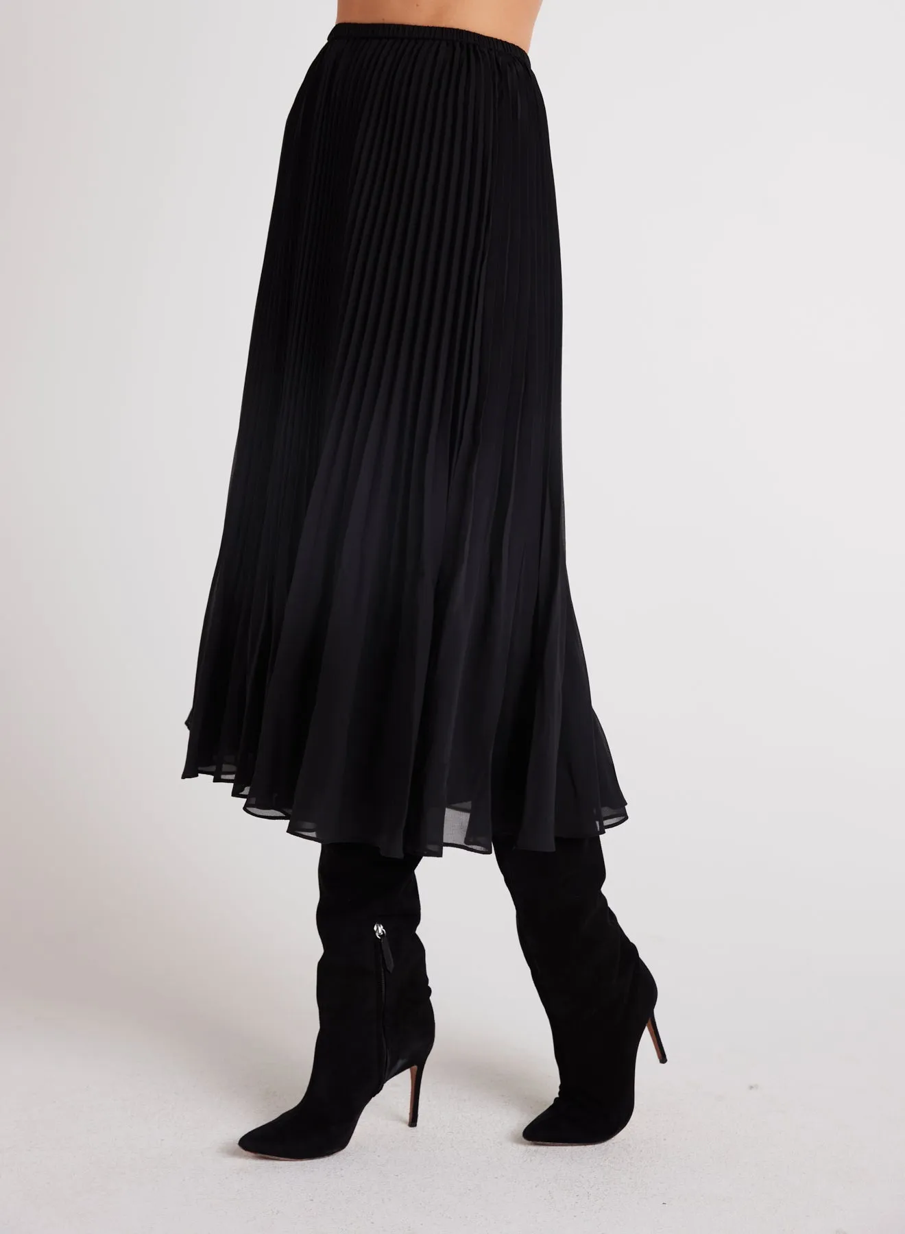 Sunburst Pleated Chiffon Midi Skirt - Black